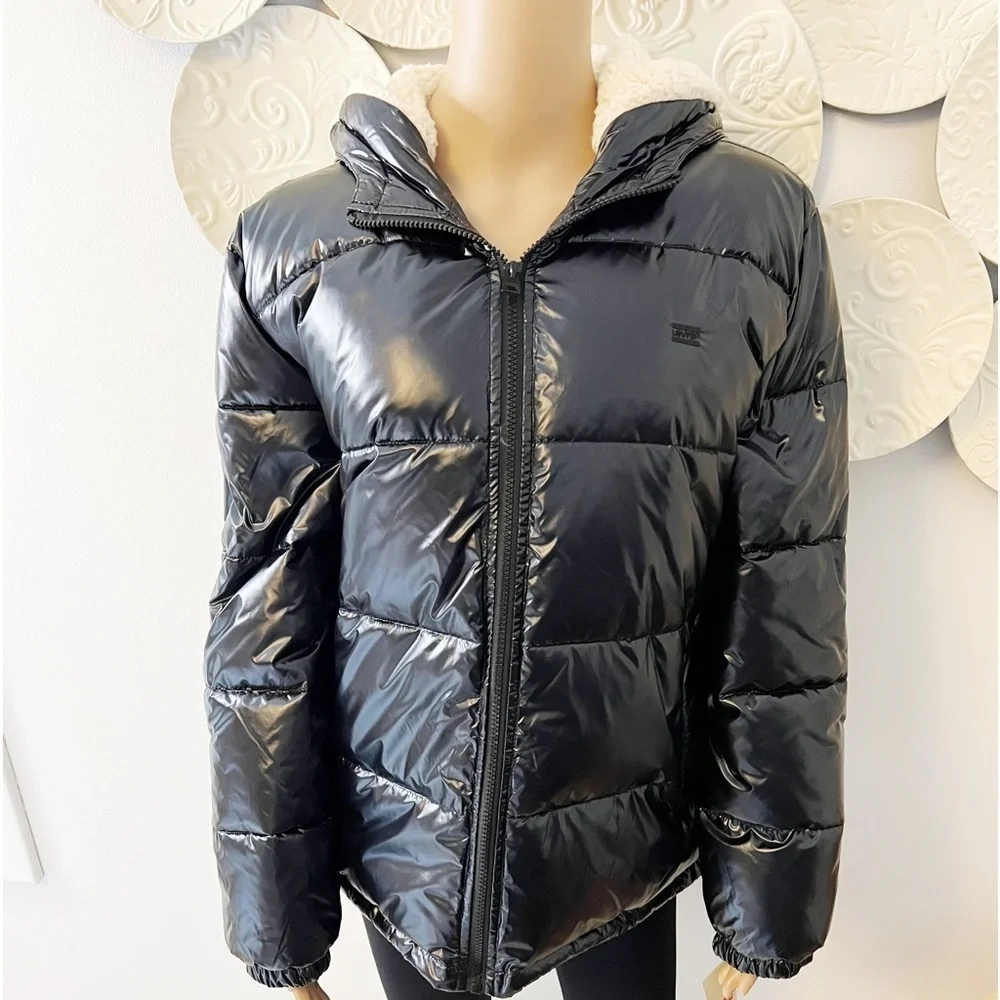 Levi’s Puffer Coat NWT Xl